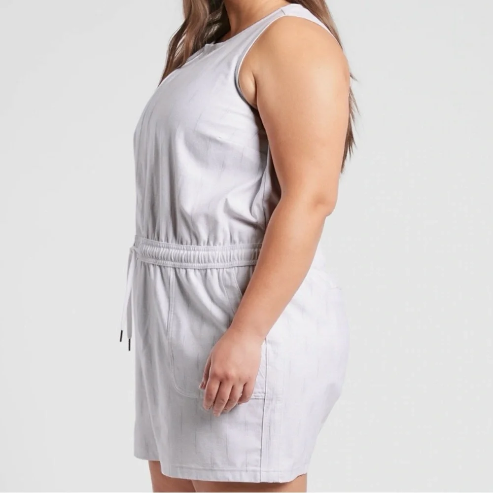 NWT Athleta Farallon PRINTED Shorts Romper 1X Spliced Magic Veil Grey Comfort